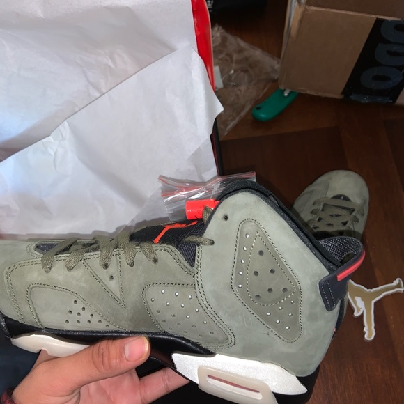 Travis Scott Air Jordan’s 6 - Picture 2 of 5